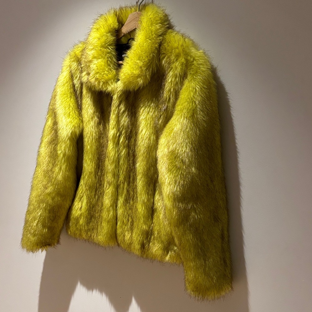 A Little Bit Fabulous, A Lot Va Va Voom | Faux Fur Jacket - Picture 6 of 9
